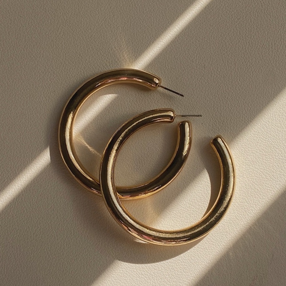 Gold Plated Hoops *BRAND NEW* 🌙